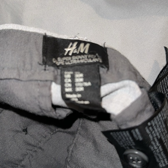 H&M Trousers - Super skinny fit - 30R - Picture 2 of 3